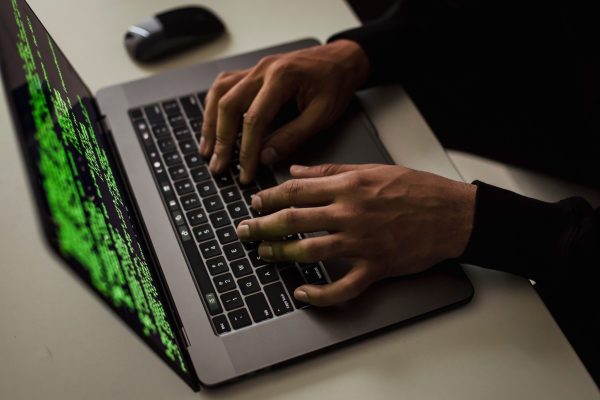 Bescherming in het digitale tijdperk: waarom een cyberverzekering onmisbaar is